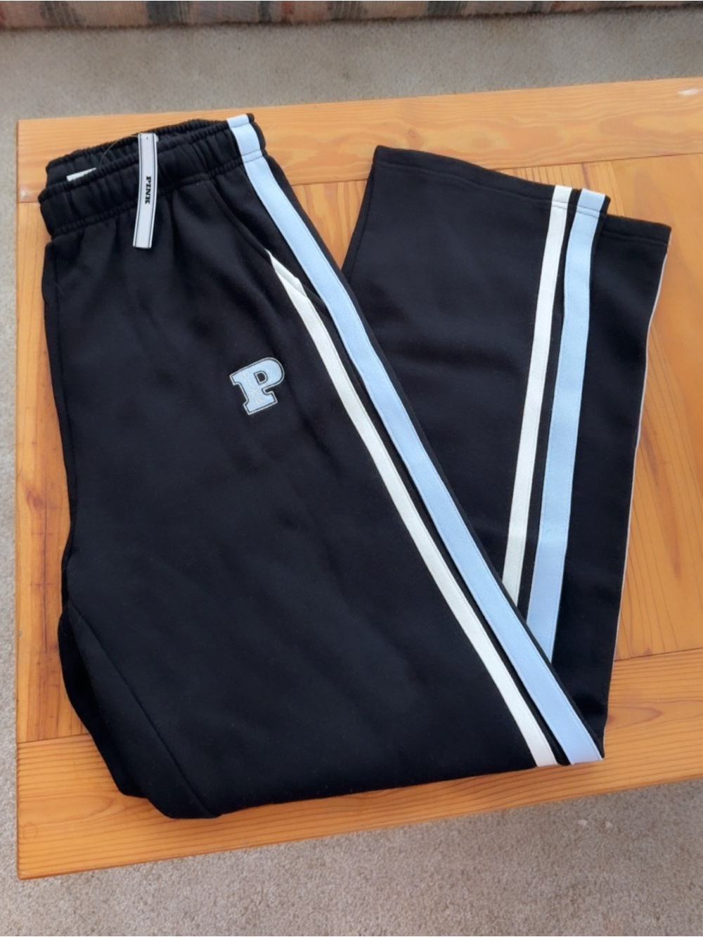 VS Pink Ivy Fleece Sweatpants
